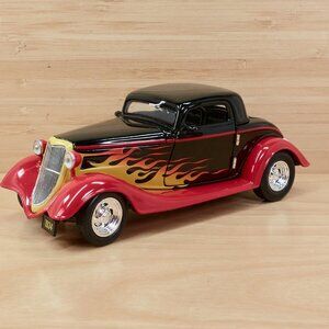 Hastings 1934 Ford Coupe / 1:24 Die Cast Bank / Street Rod / New Box